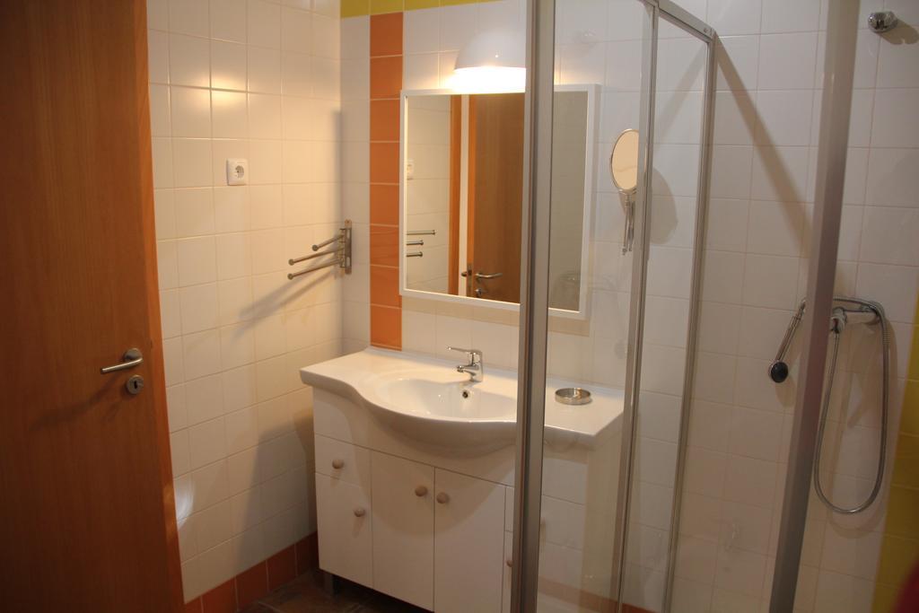 Eira Velha Guest House Portalegre Phòng bức ảnh