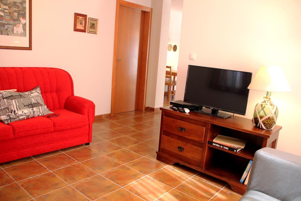 Eira Velha Guest House Portalegre Phòng bức ảnh