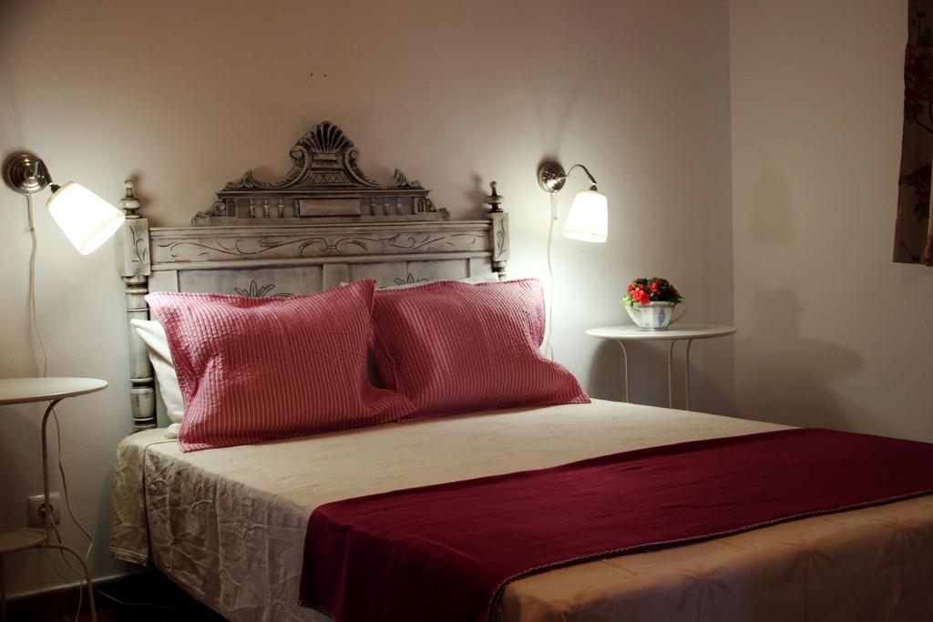 Eira Velha Guest House Portalegre Phòng bức ảnh