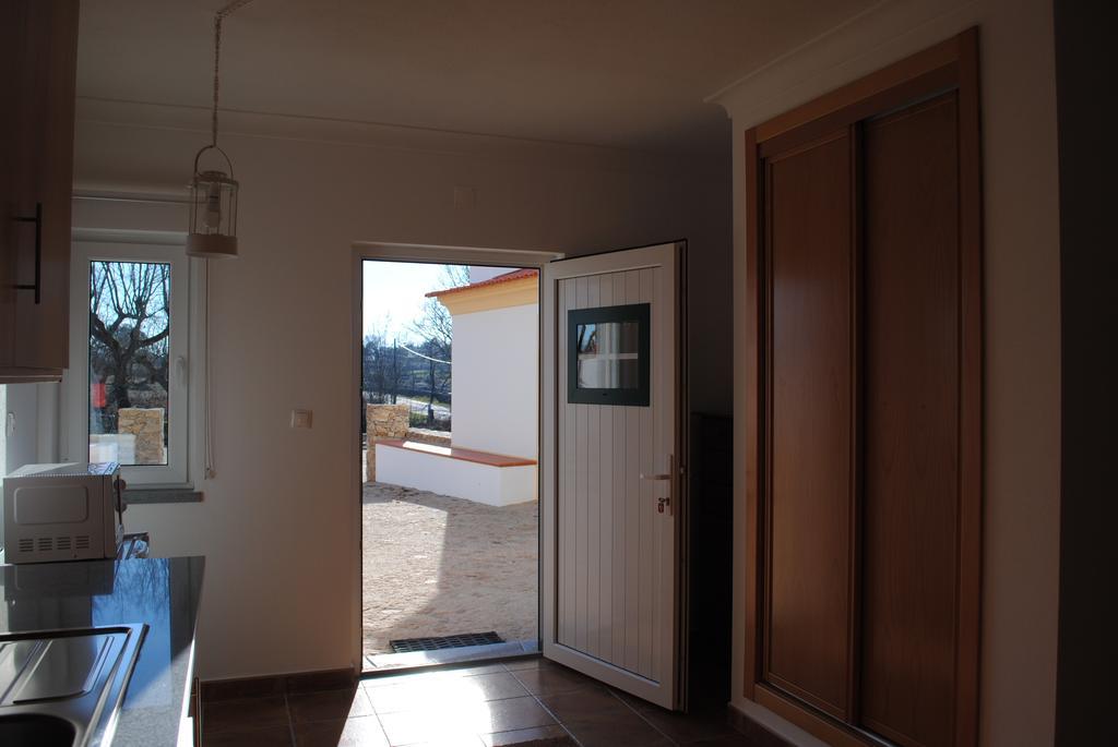 Eira Velha Guest House Portalegre Phòng bức ảnh